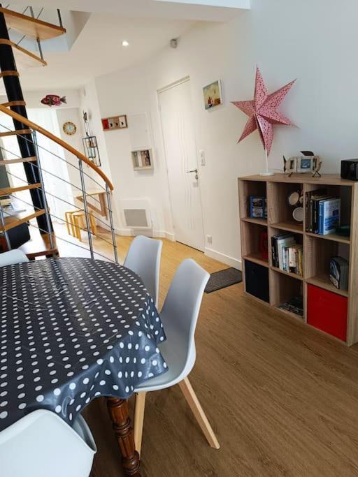 Chez Louisette Centre Ville Et Plages A Pied! Concarneau Dış mekan fotoğraf